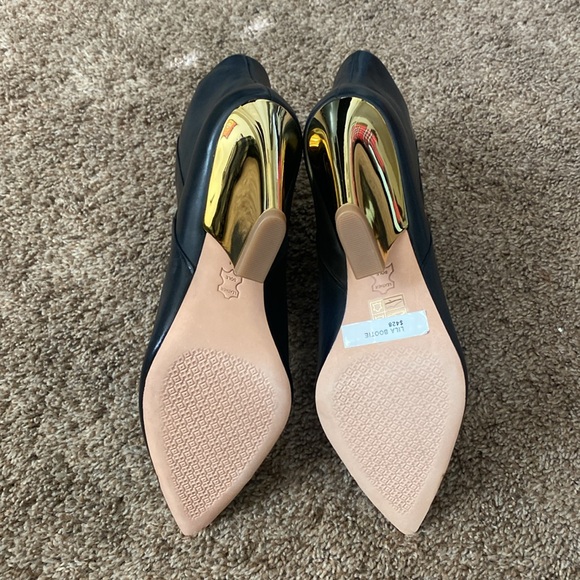 Tory Burch | NWOB Lila 95mm Ankle Bootie - Picture 8 of 12